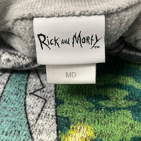 2018 Rick and Morty Christmas sweater - Picture 6 of 8